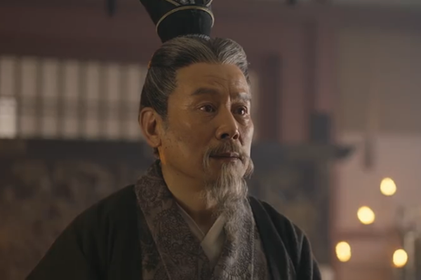 钟繇,字元常,曹魏集团早期名臣.