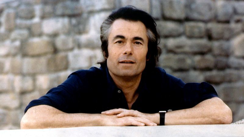 法国歌手排行榜_好听到爆!刚刚法国发布2019年度音乐专辑销售排行榜,这位姑娘竟...