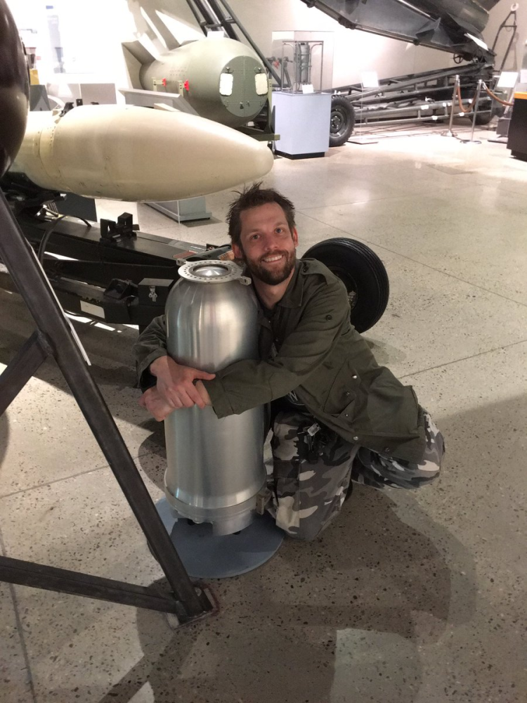 战斧导弹用的w80核弹头真的只有这么小