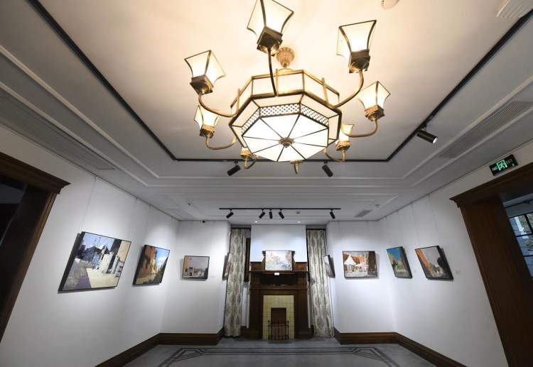 沉浸式画展让张园活了