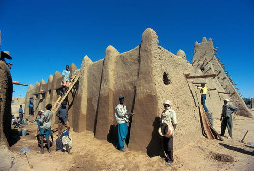 图源:thierry joffroy当地djingareyber,sankore 和sidi yahia 三个大