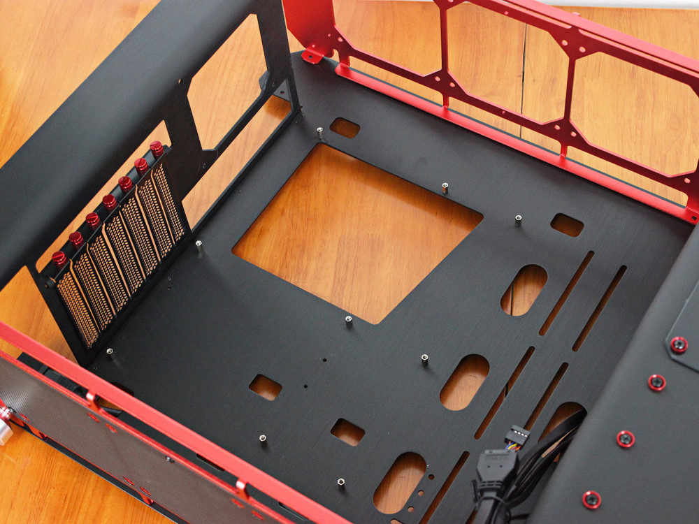 你是这条街最靓的仔,乔思伯MOD1全塔式机箱