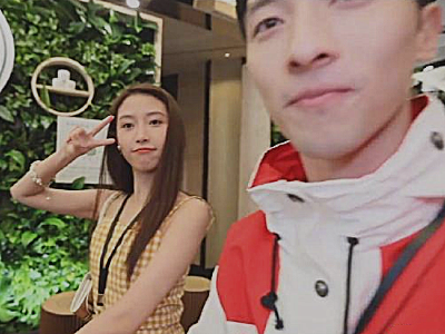 当时半藏森林作为第三者,发表了道歉声明,刘阳也在网上连着道歉了好几