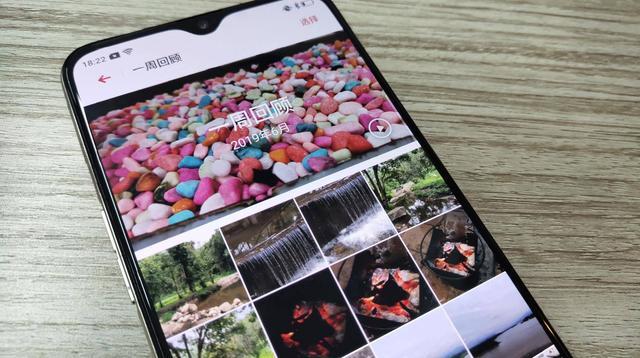 针对这样的尴尬问题,近期oppo与微信团队合作,将oppo相册的智能分类与