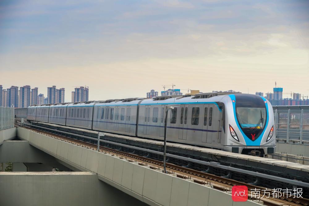 12月20日,广州地铁21号线全线正式迎客.