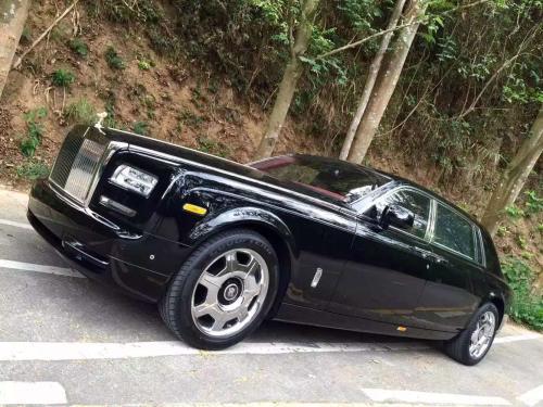 "气功大师"王林当年有多牛?车库停满豪车,车牌号让人羡慕不已