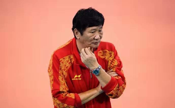 带队3年进四强方岩让球迷看到魄力不考虑当中国女排主教练