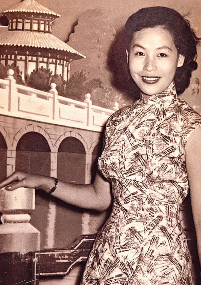 89岁女星庆结婚36年拥吻老公,自曝婚姻之道:对小三要假装不知