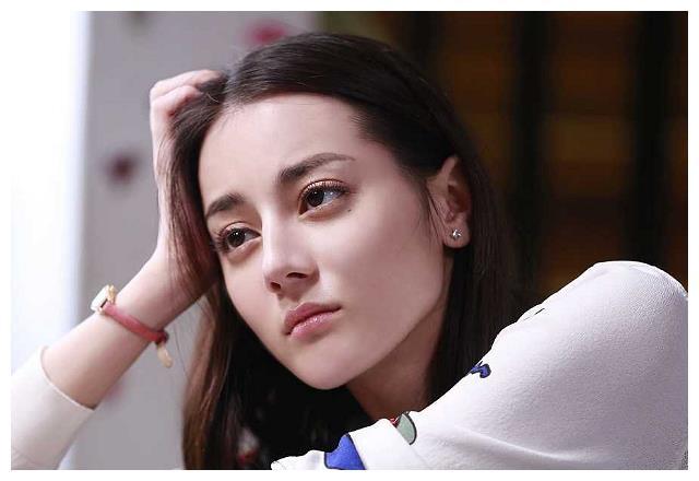 还记得"小李慧珍"吗?如今14岁身高170cm,素颜美成初恋脸!