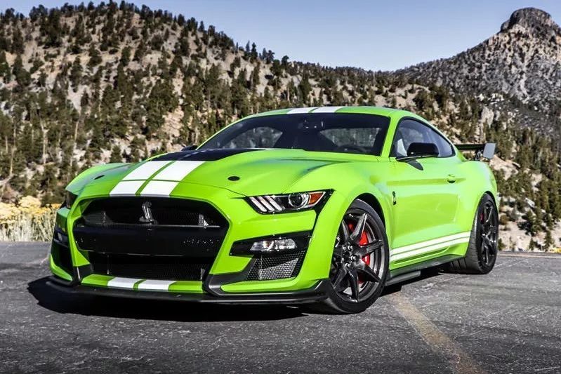 对不起，您购买福特Mustang GT500的新车已翻车，请继续等待!