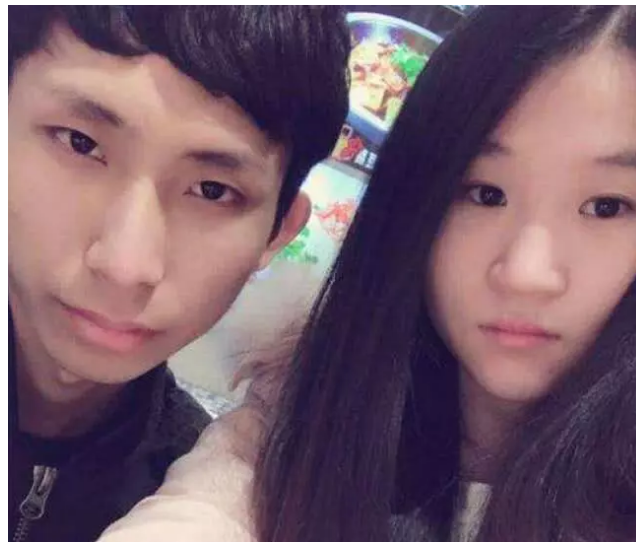 靠女友成人生赢家,梦泪女友素颜照曝光,网友:和梦老师绝配