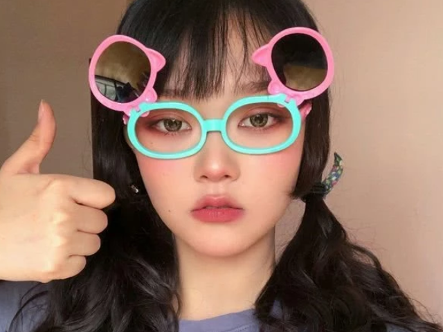 父母都是高度近视的