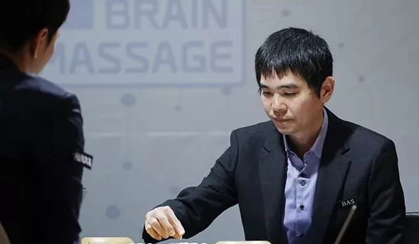 24年生涯谢幕之战 李世石1 2不敌ai 神奇一挖alphago成绝唱 腾讯新闻