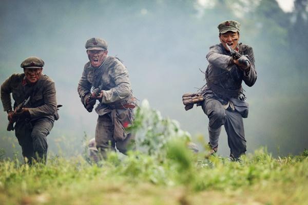 突击队冲锋前红军连长请求刘亚楼能不能让我们吃顿饱饭