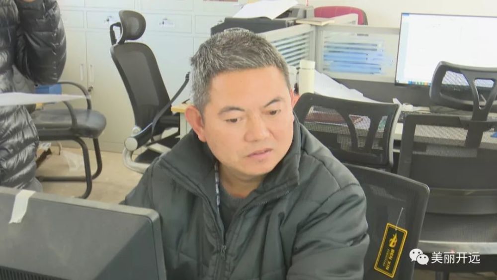 李焕春