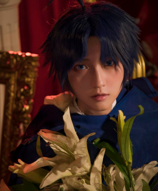 动漫《小绿和小蓝》小蓝cos,乖巧可爱萌态十足