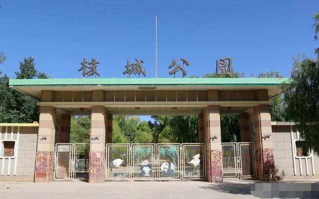 在这里,中国建成了它的第一个军用核反应堆.