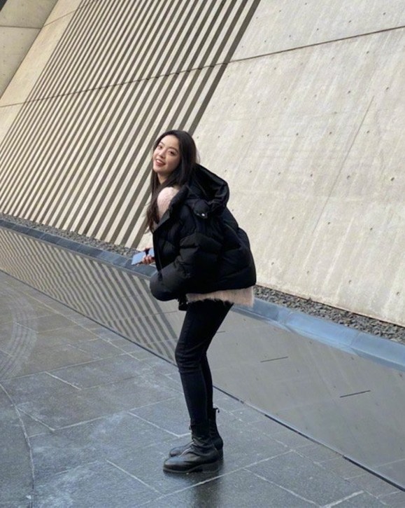 华谊千金王文也晒照身材出众长腿不输女星这颜值不出道可惜了