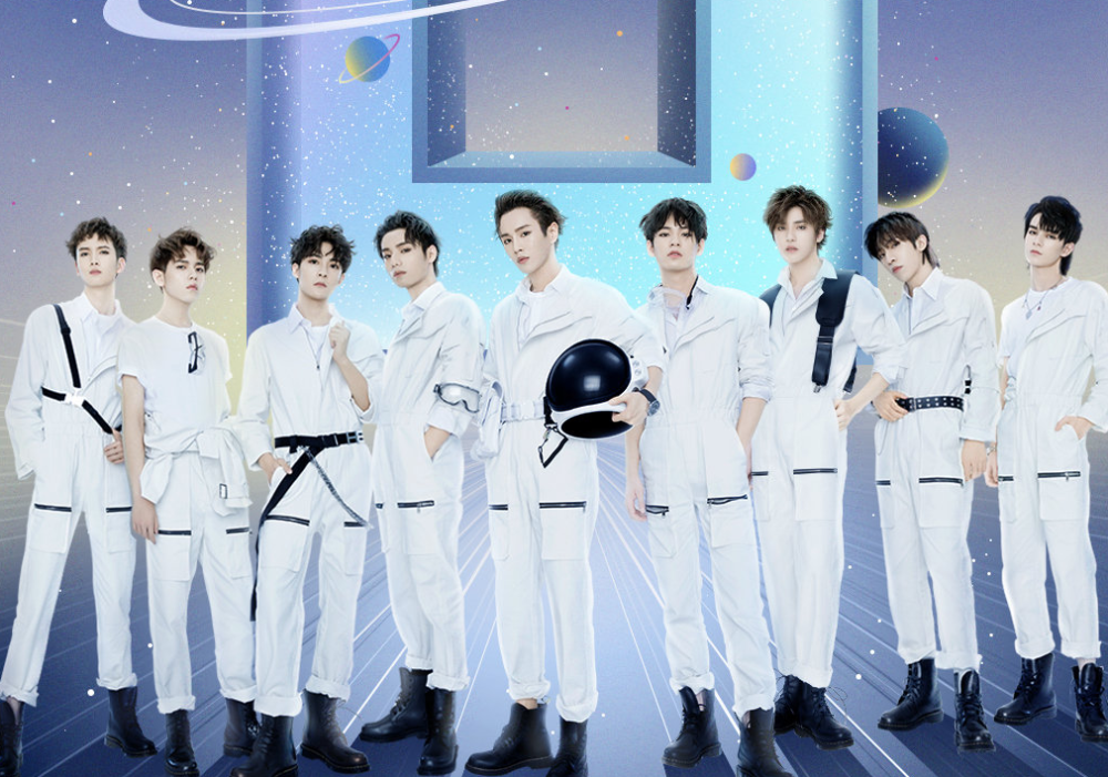 那么练习生到出道艺人的过程中,其实他们需要付出很多的努力.