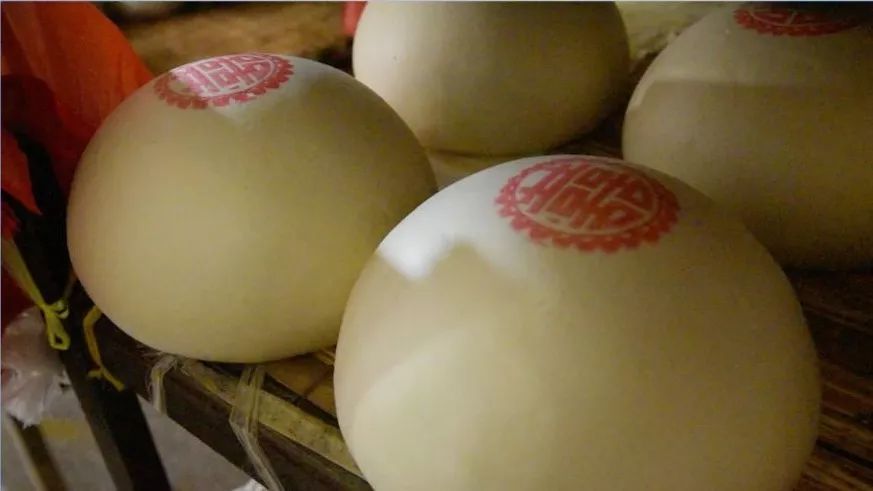 流亭大馒头是胡氏第十五世胡象球始创于清同治年间(1862年前后),至今