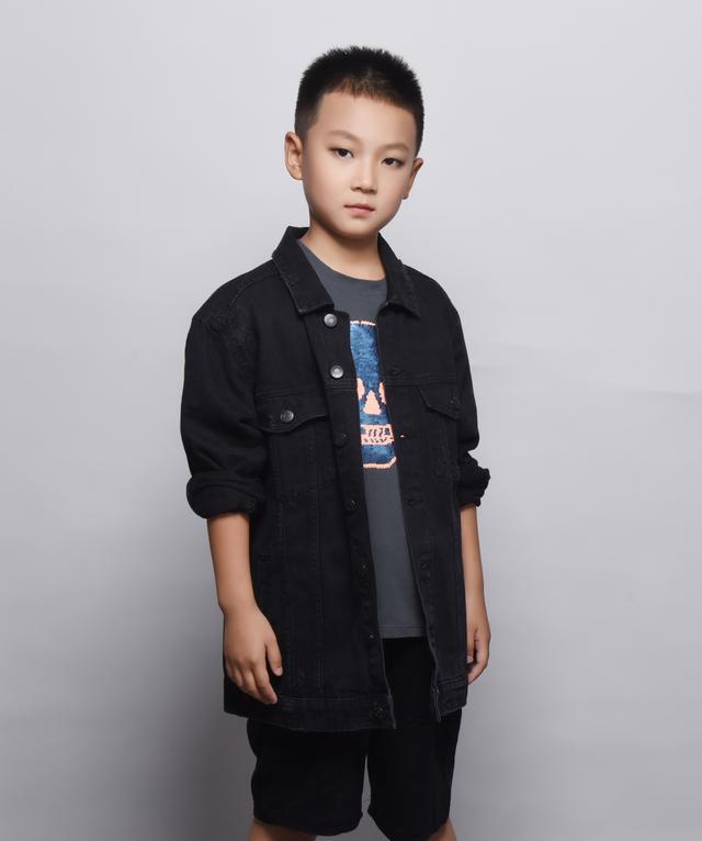 《空军父子兵》热映,中国军人是所有中国人的骄傲