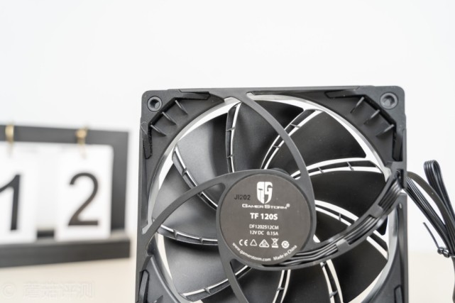 实力强大,稳压超5g的9900k,九州风神堡垒360ex水冷散热器评测