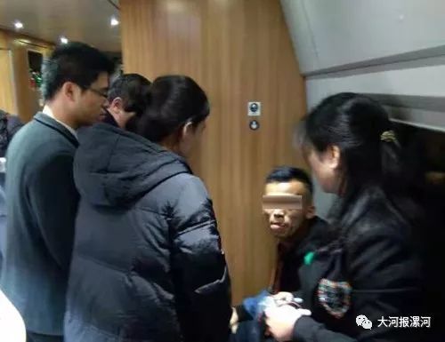 高铁上,漯河医生叕救人…这次,卫建委副