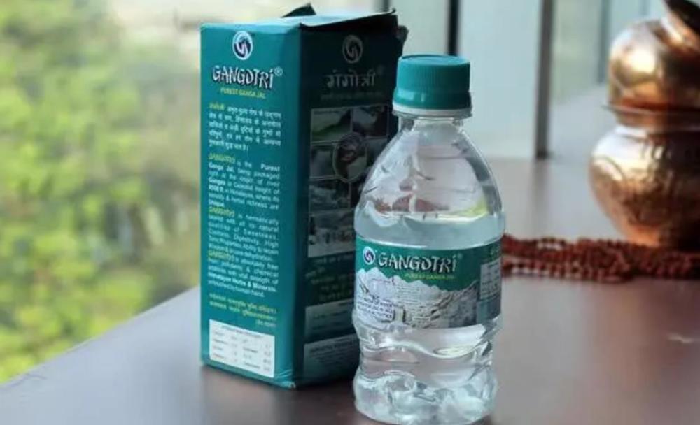 印度最脏的恒河水,本想5元一瓶卖给中国人,却害怕供不应求!