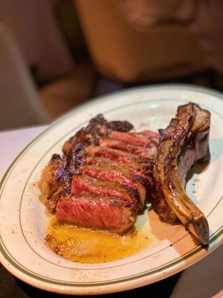 chateaubriand三明治香煎蒜酥鳕鱼松茸