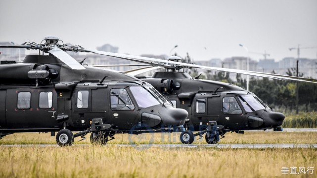 多年梦想成真国产阿帕奇黑鹰同框有颜值更有战斗力