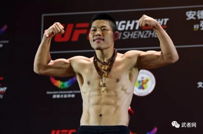 ufc排名2020中量_UFC今日讯10.23—太扯了,八连胜被移出排名