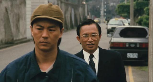 1989年,徐克,吴宇森分道扬镳之际,上演了一场"枪战对决"