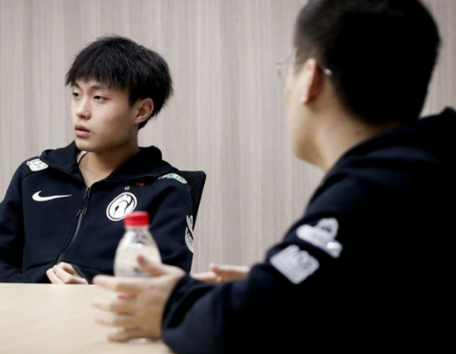 逼走阿水,观战专车接送?参赛队员只能挨冻走路