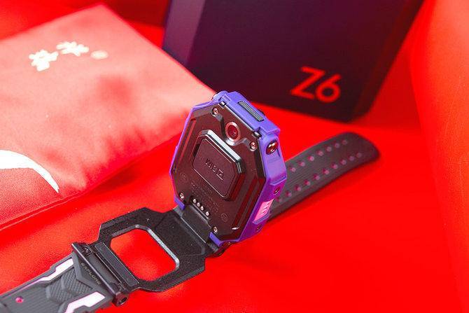 体验小天才电话手表z6新年版:家长和小朋友都喜欢的过年礼物_腾讯新闻