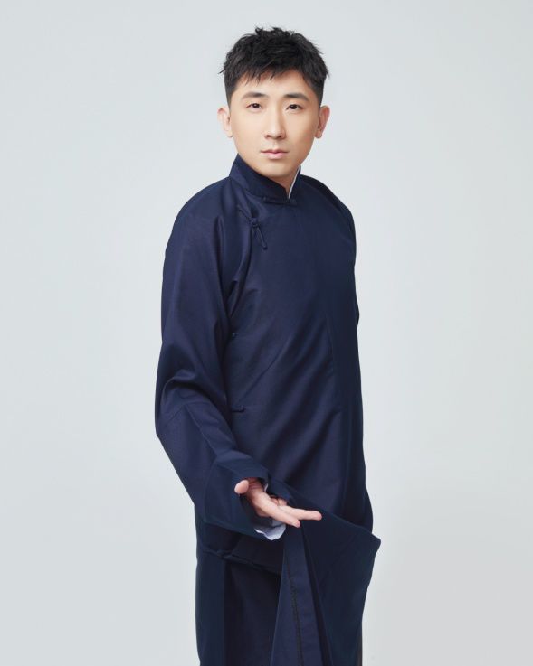 烧饼排行榜_《追光吧!哥哥》:追光排行榜烧饼排名第六,德云女孩真给劲