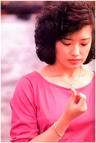 后来,问题虽然解决了,但山口百惠和三浦友和的关系却降到了冰点,他们