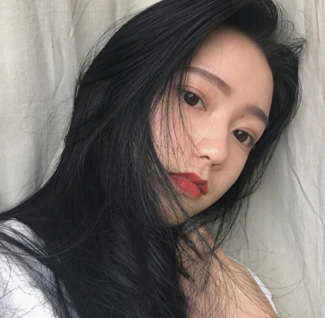 原宿风·女生·头像:我和你不再联系,希望你不要介意,就怪当初没在一