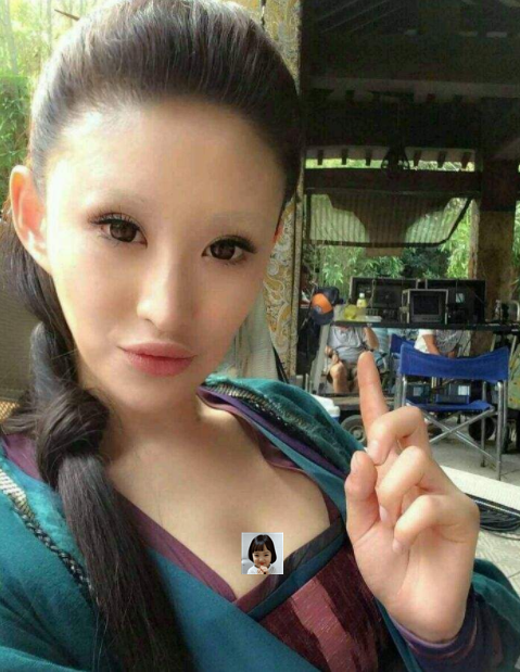 还记得《花千骨》中的绿鞘吗?当她画上眉毛后,美到高攀不起!