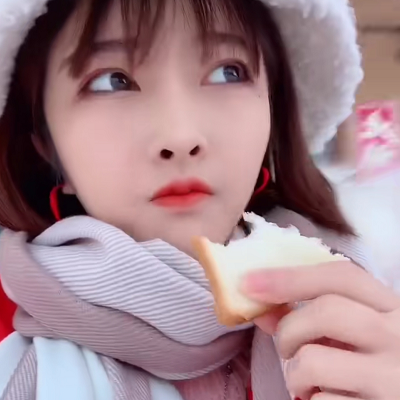 次惑小仙女又改快手资料看到如今的简介后粉丝直呼心寒