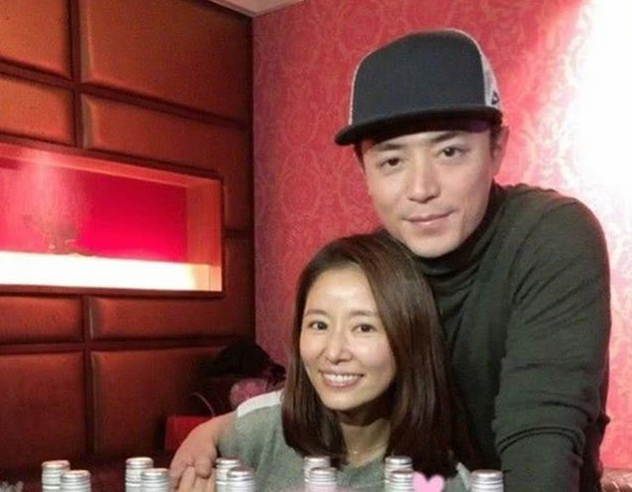 林心如为霍建华庆生称呼超甜,夫妻甜蜜对视恩