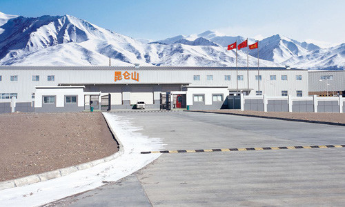 高端矿泉水品牌排行_高端品牌占据天猫V榜,饮用水市场竞争激烈(2)