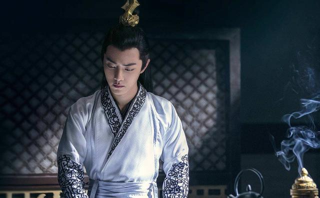 肖战|肖战演艺生涯凉凉？粉丝停止打榜控评，汪海林发文：毁灭式打击