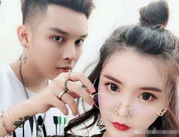韩安冉官宣离婚后,小猪先生立马更换微博置顶,网友:真渣