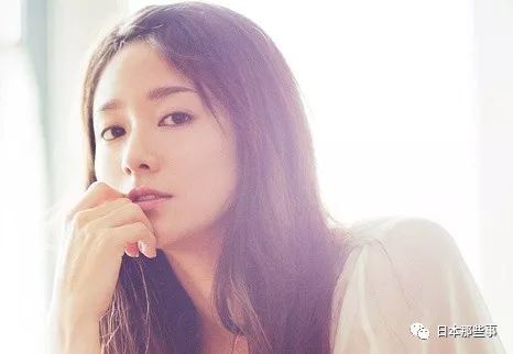 新闻 她离婚了 网友 她结婚了 腾讯新闻