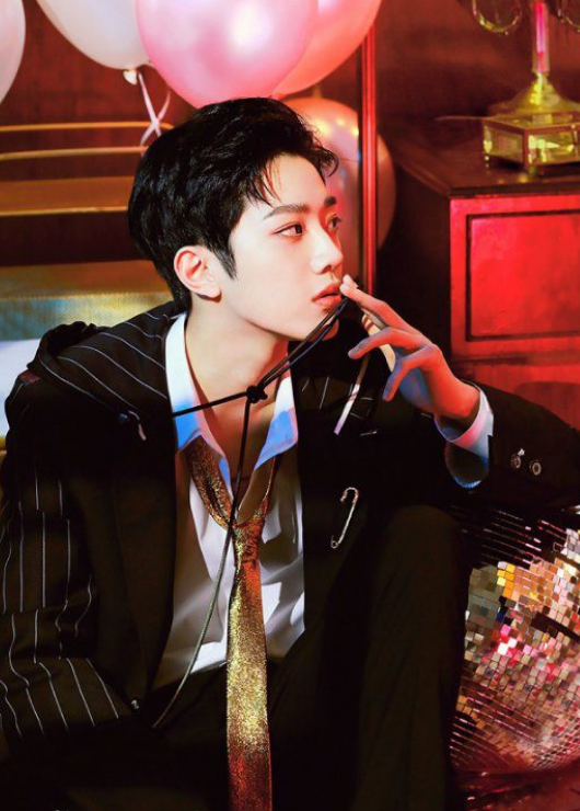 陈家霖联合执导,肖战,王一博,孟子义,宣璐,汪卓成,于斌,刘海宽,朱赞锦