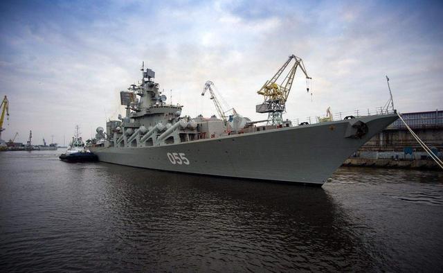 据悉,这艘瓦良格号巡洋舰与一艘无畏级反潜驱逐舰,一艘保障补给船,三