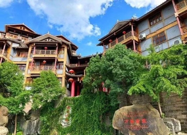 风俗和石柱800多年历代土司风云和传奇从拦门酒开始你将体验一系列原