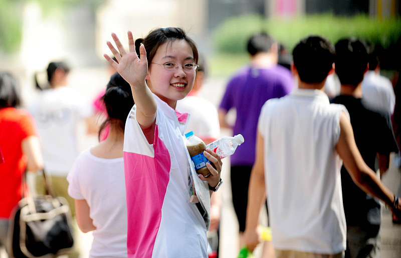 江苏400分以上高考%_大逆转!2020年苏州高考本一率全省第二!400分以上超(2)