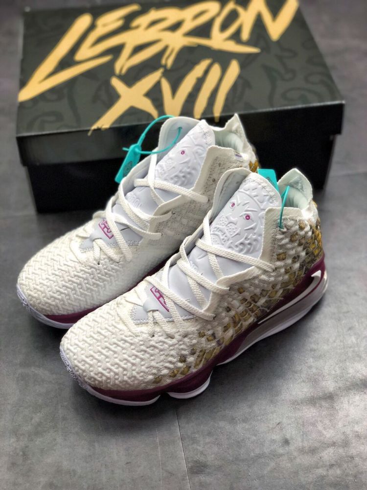 颜值不够性能来凑,上脚效果真香!詹姆斯lebron 17代开箱测评