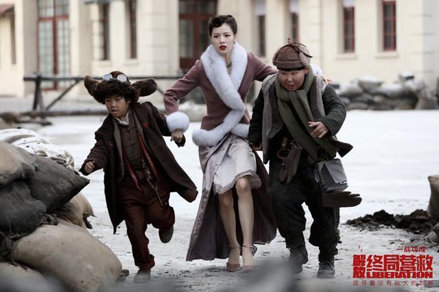 终有人敢拍这个题材的电影了1949年解放前的天津城内